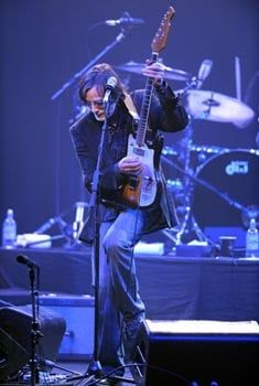 2013 07 29 News Blueguitar